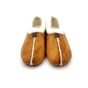 Zapatilla para mujer en algodon naturalcon borreguito y suela de goma antideslizante
